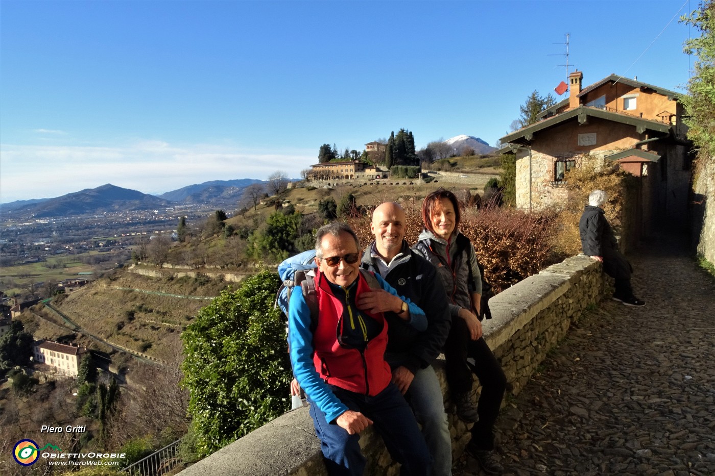 35 Bel panorama da Via Monte Bastia.JPG